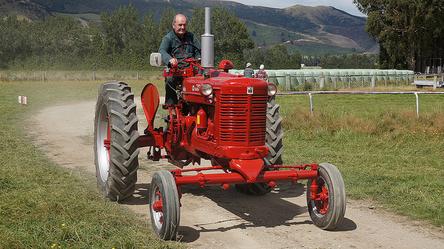 International Harvester Super BMD